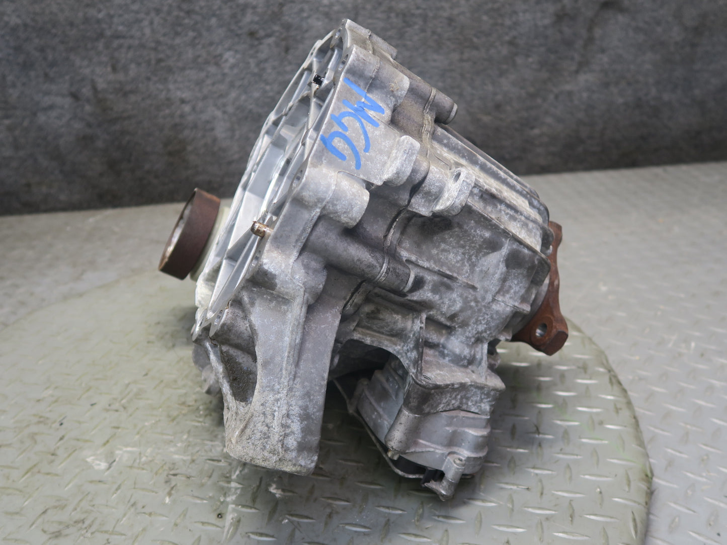 2014-2020 Maserati Ghibli M157 SQ4 AWD Transmission Transfer Case Box W/ Motor
