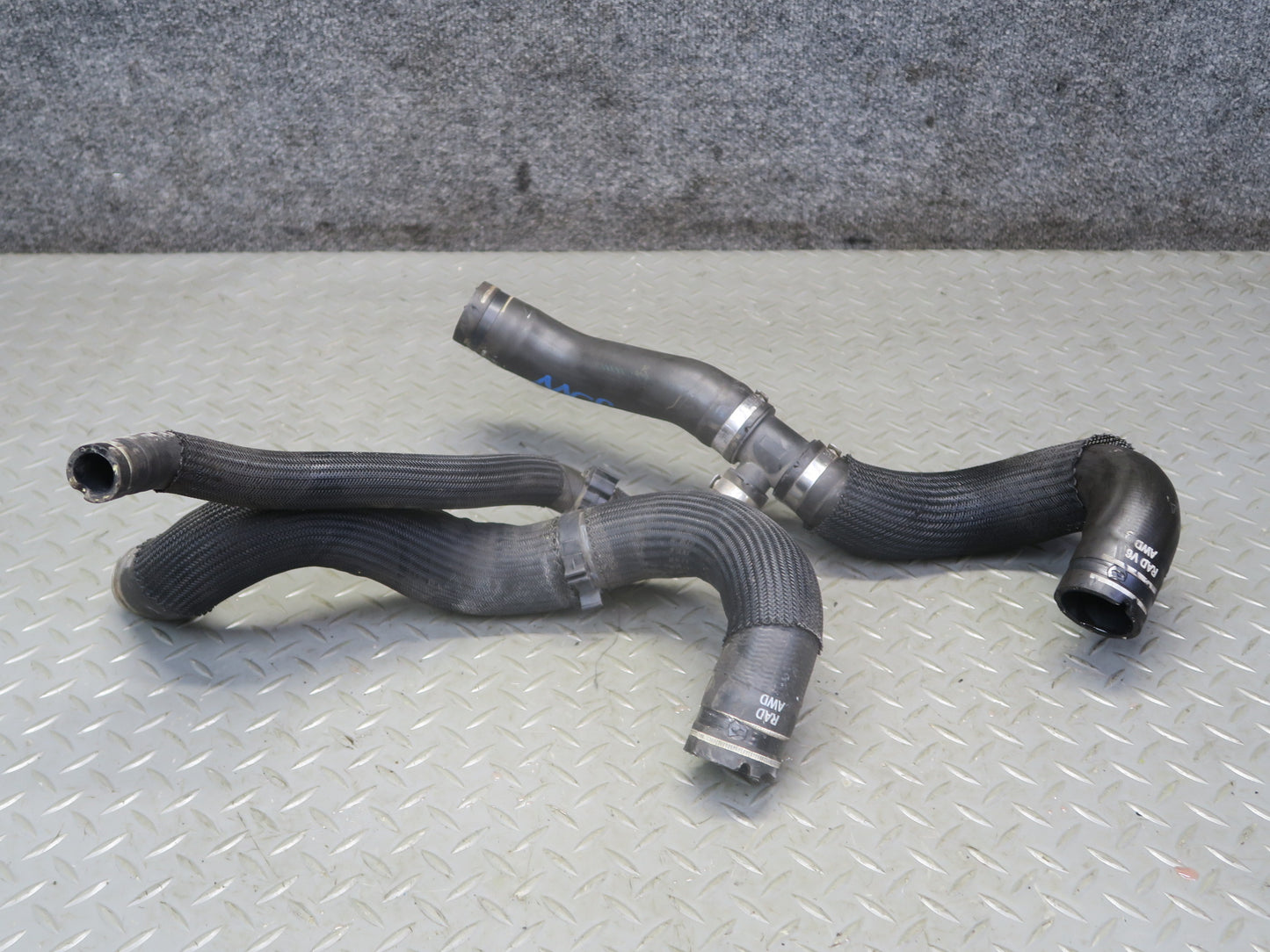 2014-2020 Maserati Ghibli M157 SQ4 3.0L Engine Water Coolant Hose Line Pipe Set