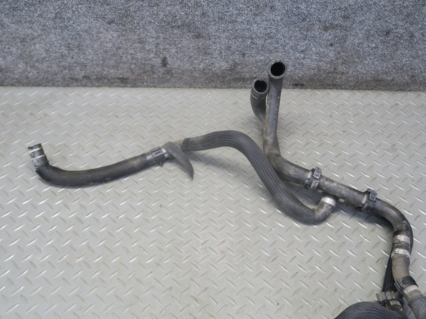2014-2020 Maserati Ghibli M157 SQ4 3.0L Engine Water Coolant Hose Line Pipe Set