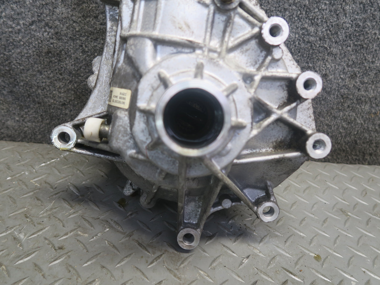 2014-2020 Maserati Ghibli M157 SQ4 AWD Front Differential Carrier 2.80 Ratio