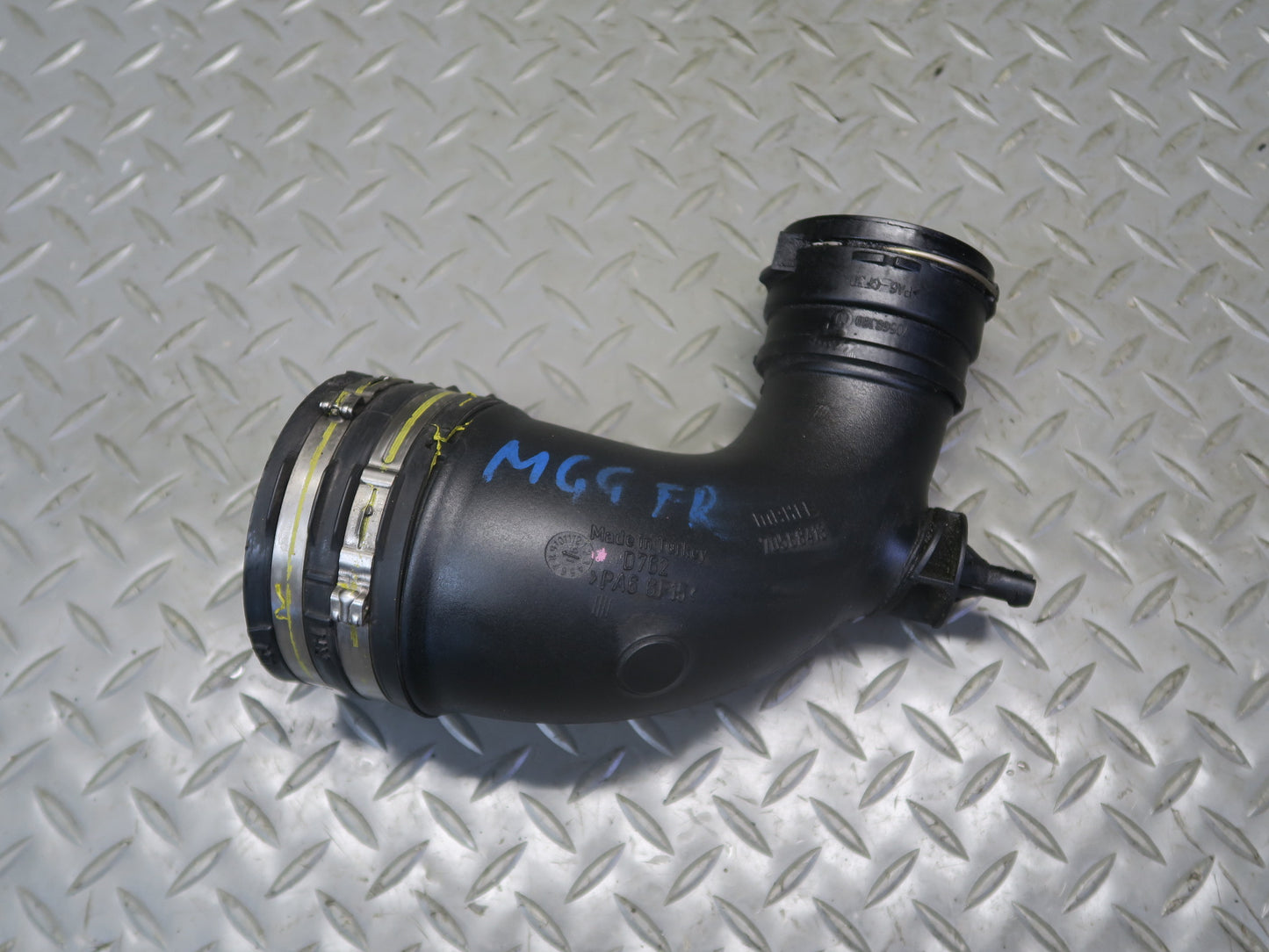 14-20 Maserati Ghibli M157 SQ4 Engine Right Air Cleaner Intake Duct Tube Hose