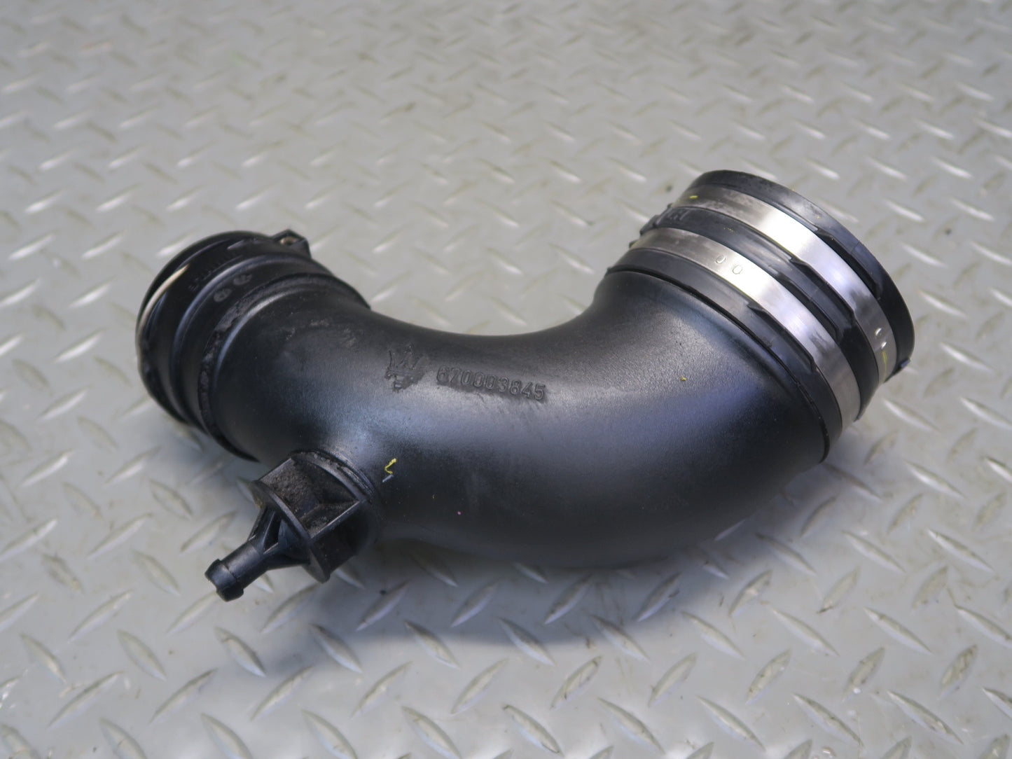 14-20 Maserati Ghibli M157 SQ4 Engine Right Air Cleaner Intake Duct Tube Hose