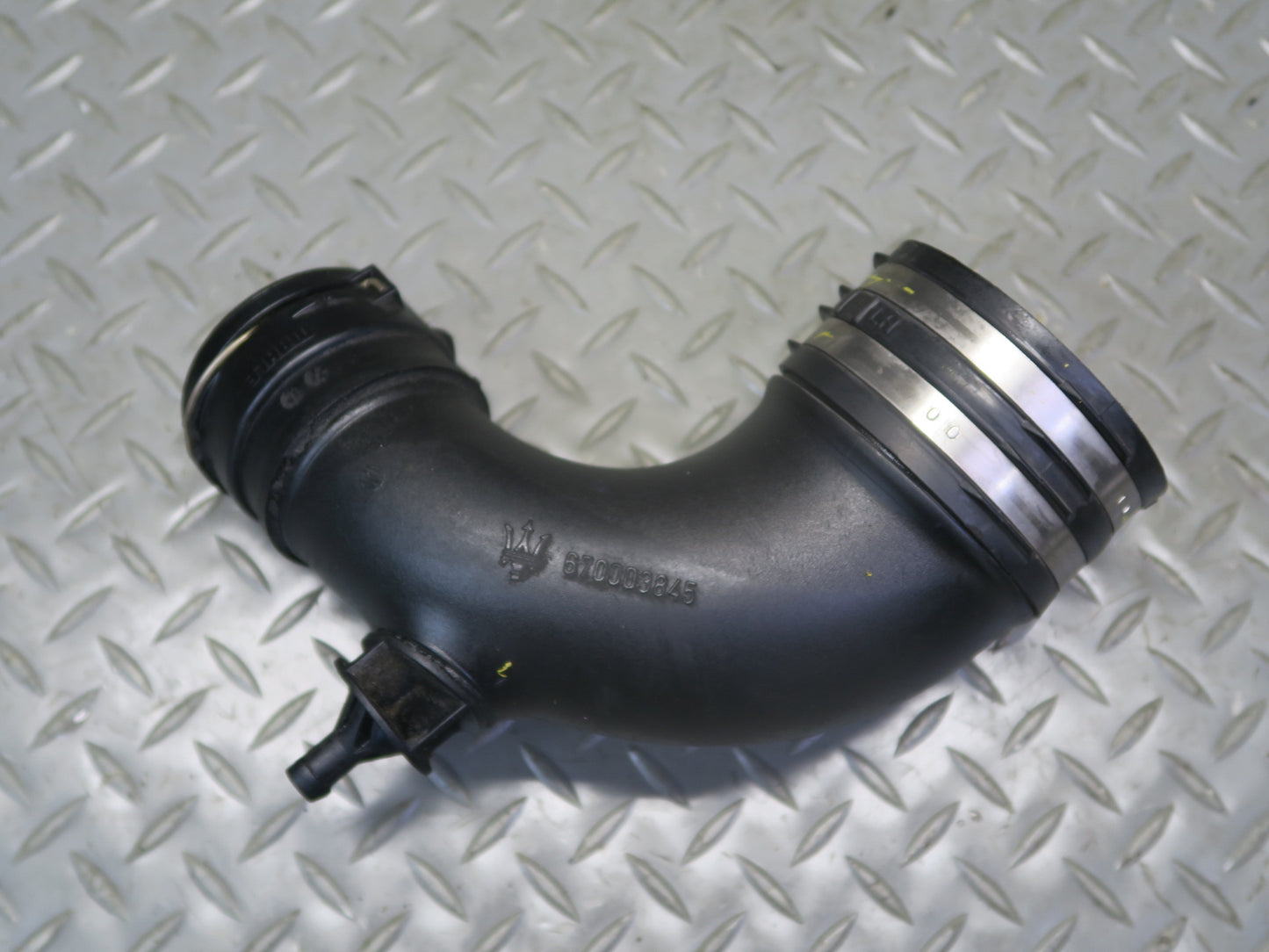 14-20 Maserati Ghibli M157 SQ4 Engine Right Air Cleaner Intake Duct Tube Hose