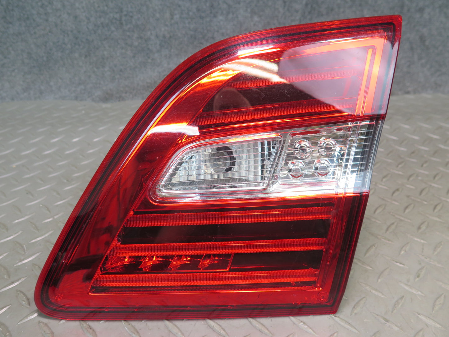 12-15 Mercedes W166 Ml-class Set of 4 Rear Inner & Outer Tail Light Lamp OEM