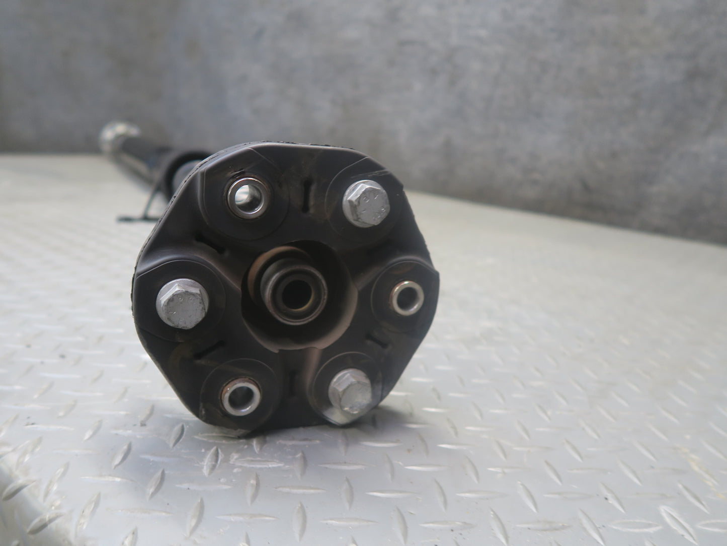 2014-2020 Maserati Ghibli M157 SQ4 AWD Rear Drive Shaft Driveshaft Propeller