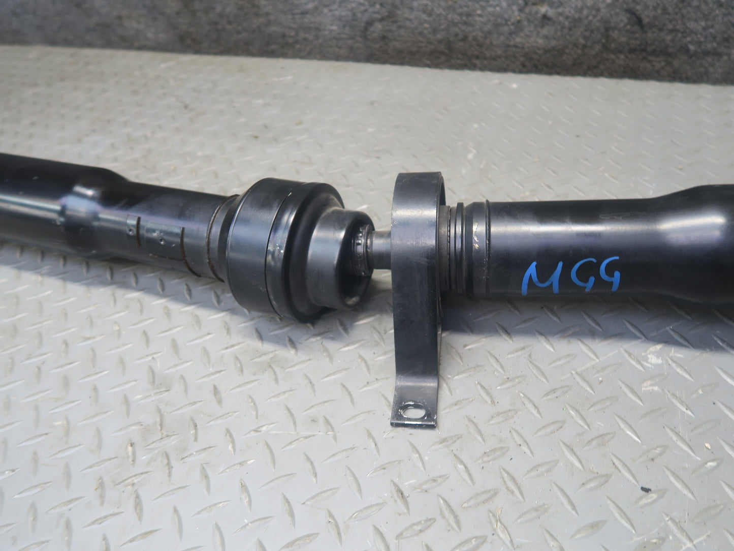 2014-2020 Maserati Ghibli M157 SQ4 AWD Rear Drive Shaft Driveshaft Propeller