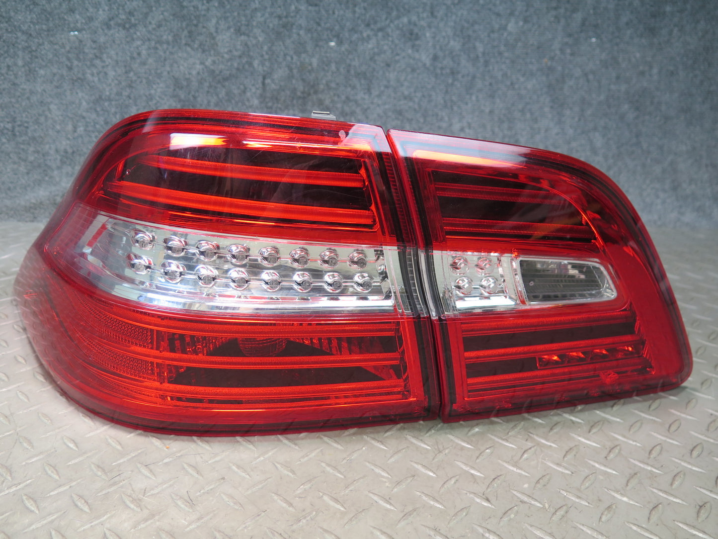 12-15 Mercedes W166 Ml-class Set of 4 Rear Inner & Outer Tail Light Lamp OEM