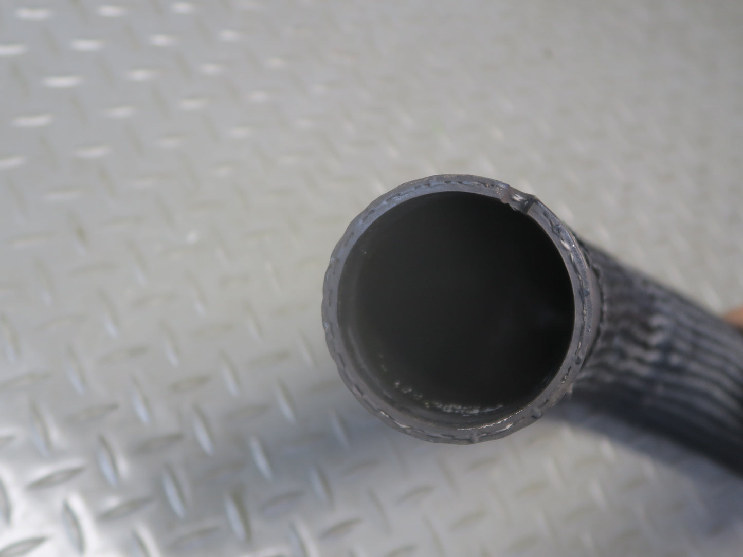 2014-2020 Maserati Ghibli M157 SQ4 Engine Right Intercooler Tube Hose Pipe