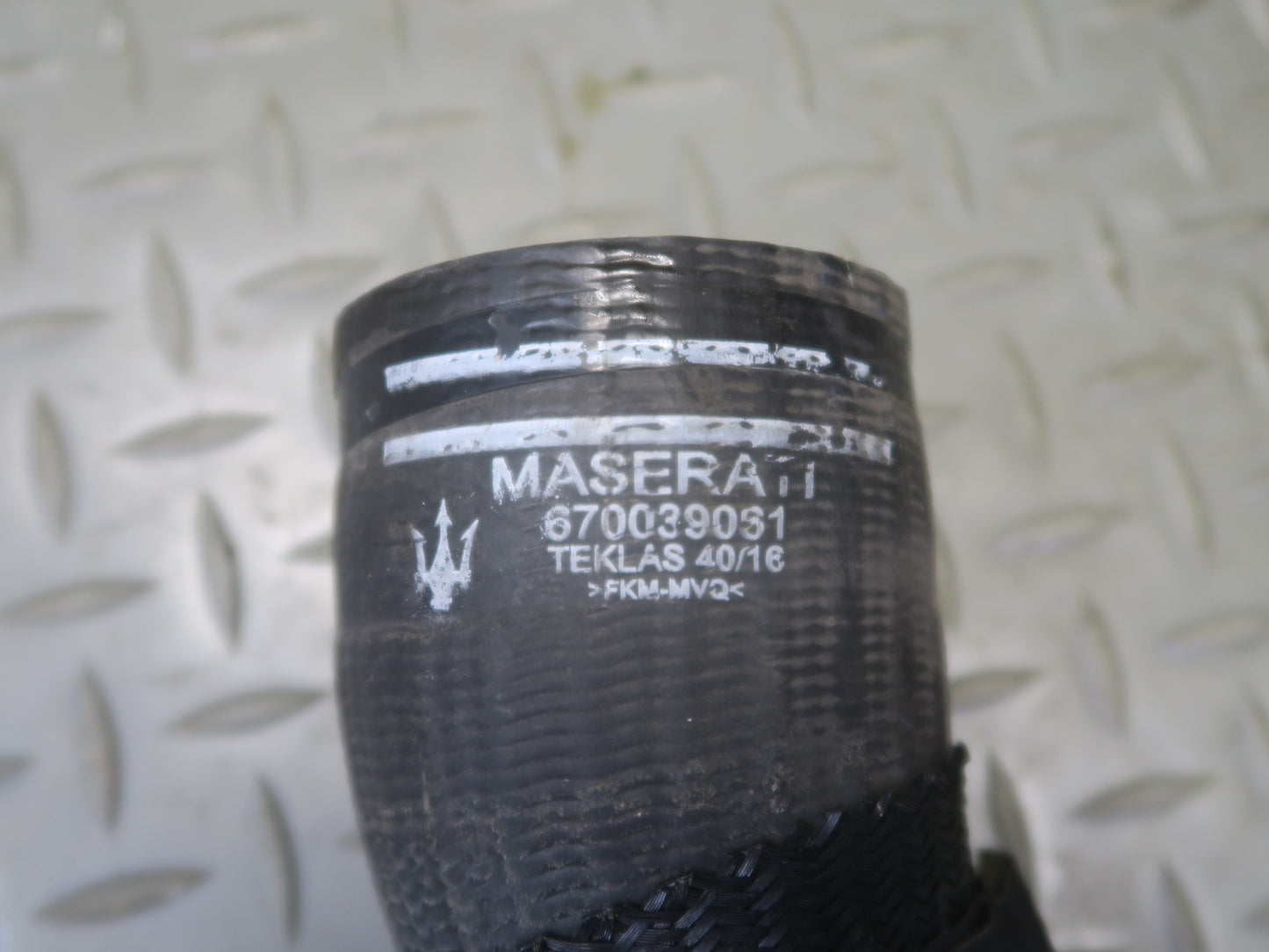 2014-2020 Maserati Ghibli M157 SQ4 Right Intercooler Tube Hose Pipe