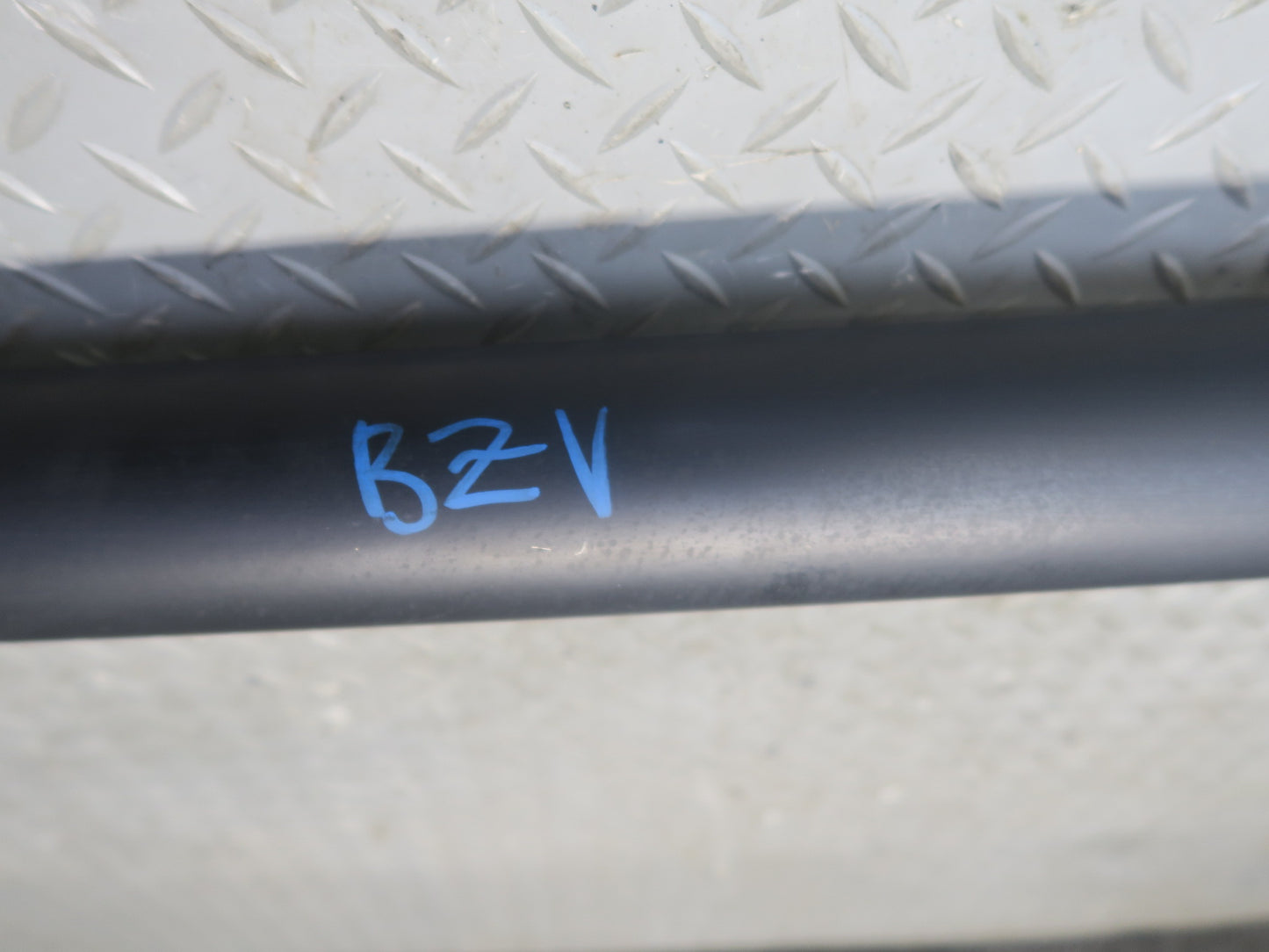 03-05 BMW E85 Z4 M54 RWD M/T Rear Driveshaft Drive Shaft 66K Miles 7514468 OEM