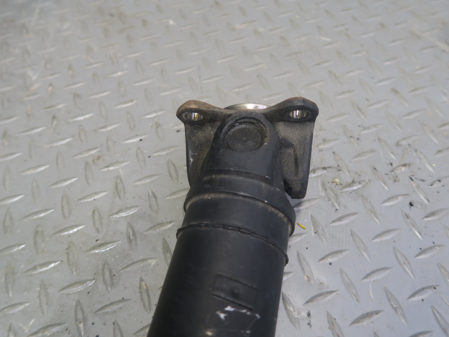 03-05 BMW E85 Z4 M54 RWD M/T Rear Driveshaft Drive Shaft 66K Miles 7514468 OEM
