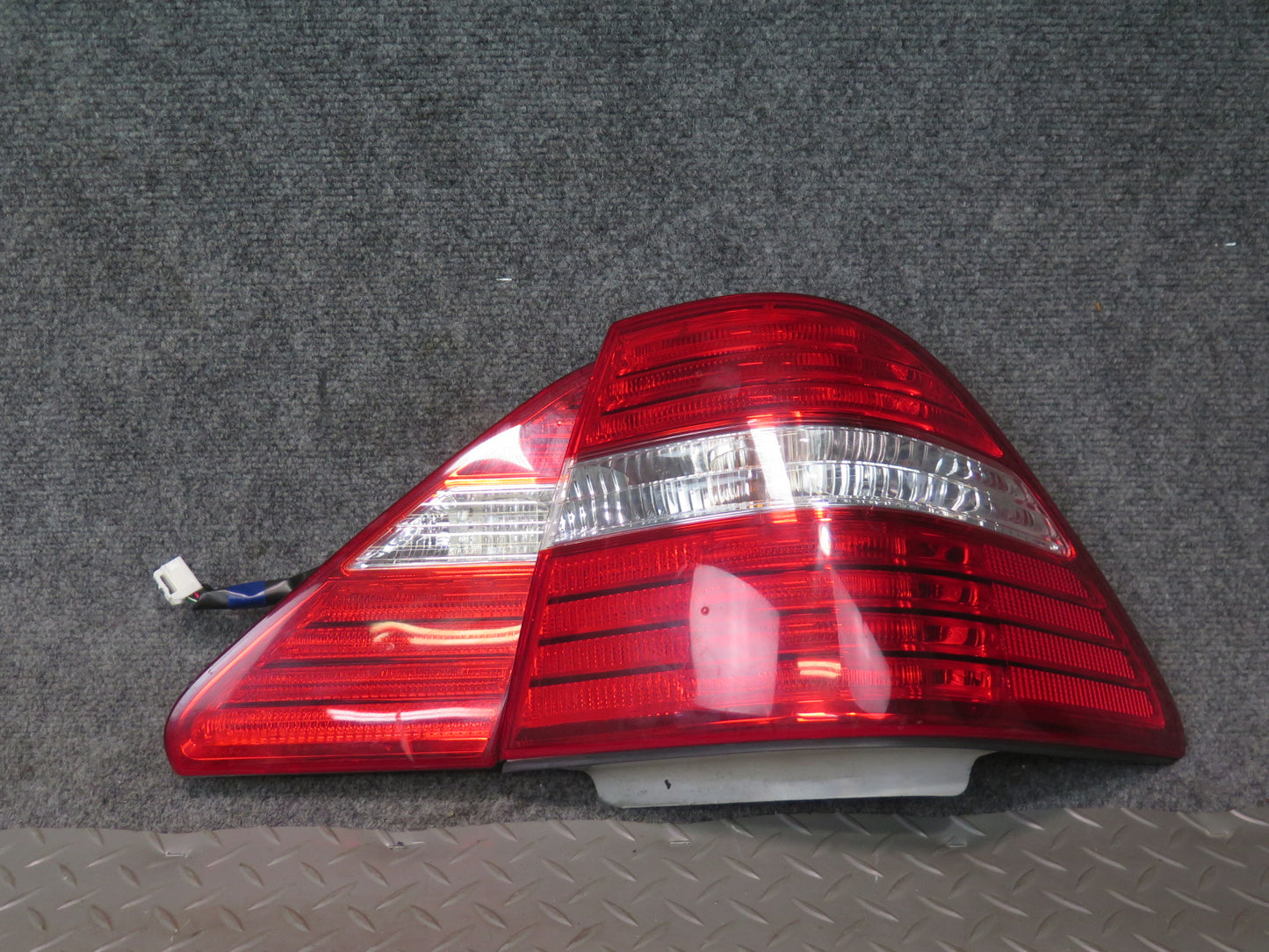 04-06 Lexus UCF30L LS430 Set of 4 Rear Inner & Outer Tail Light Lamp OEM