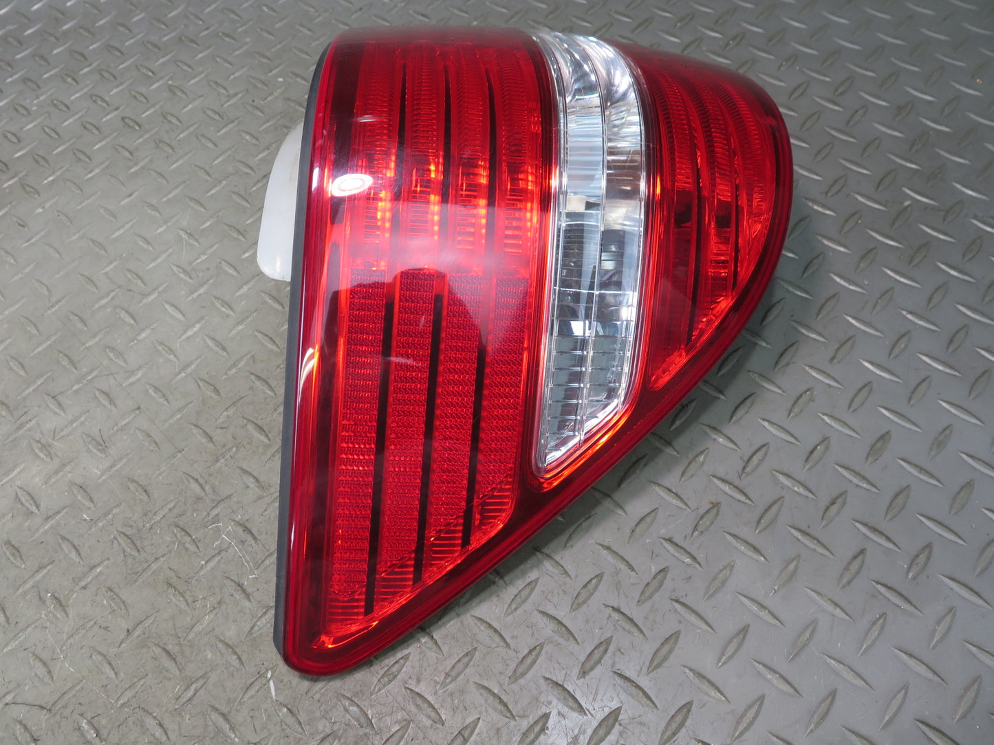 04-06 Lexus UCF30L LS430 Set of 4 Rear Inner & Outer Tail Light Lamp OEM