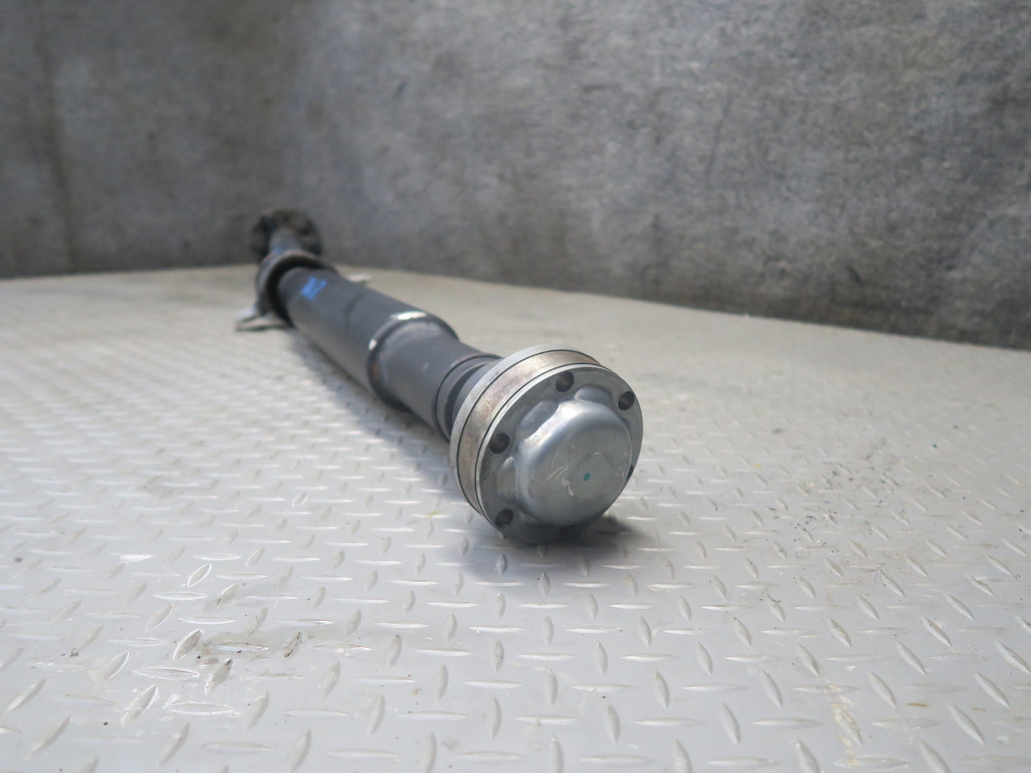 13-15 Mercedes W166 ML350 RWD Rear Driveshaft Drive Shaft 1664105200 OEM