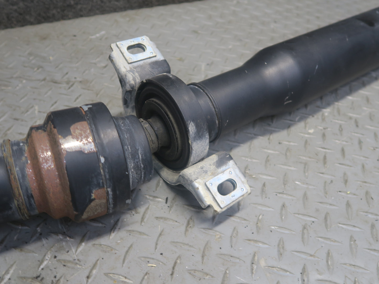 13-15 Mercedes W166 ML350 RWD Rear Driveshaft Drive Shaft 1664105200 OEM