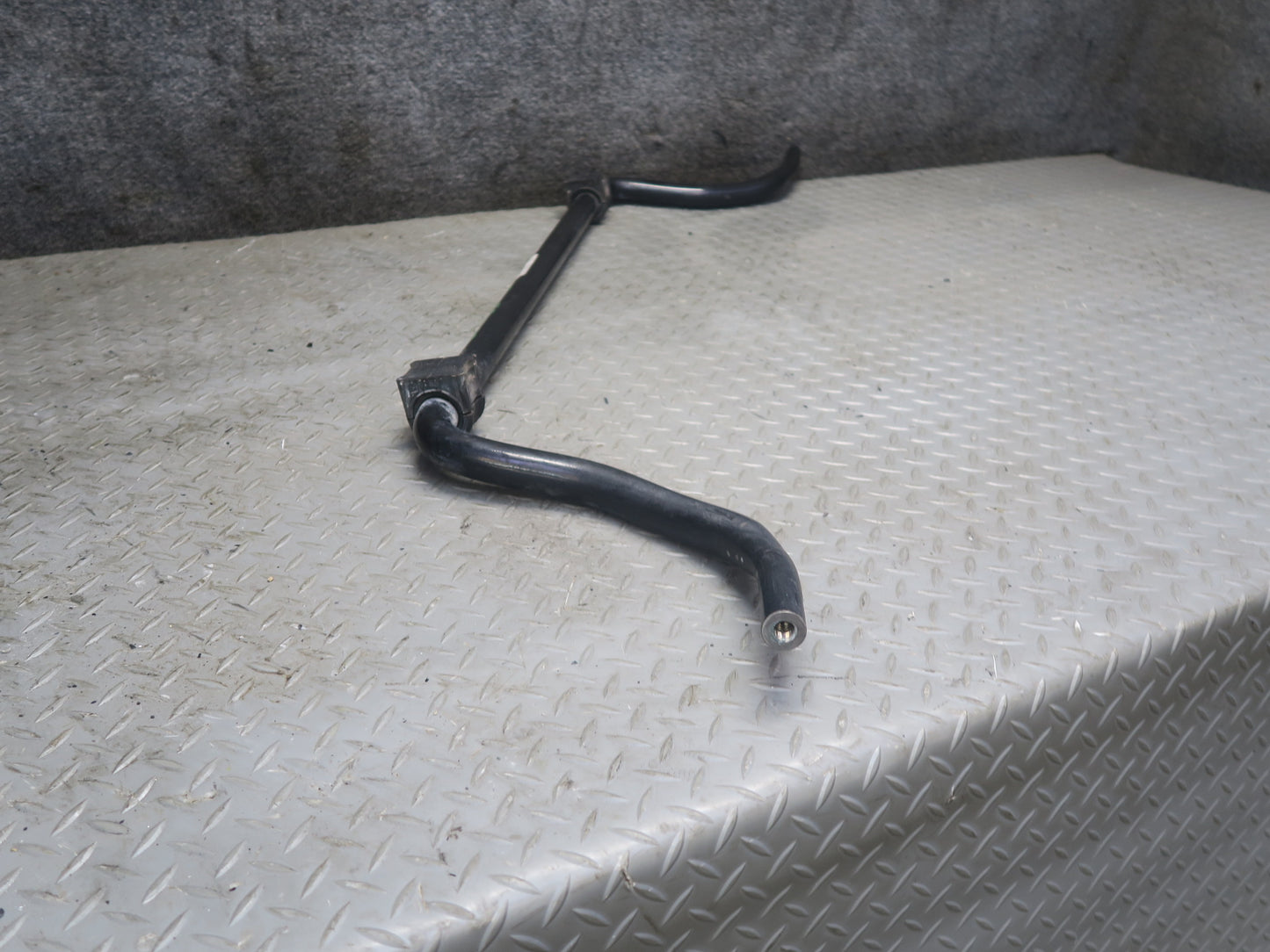 12-15 Mercedes W166 ML350 RWD Front Stabilizer Sway Bar OEM