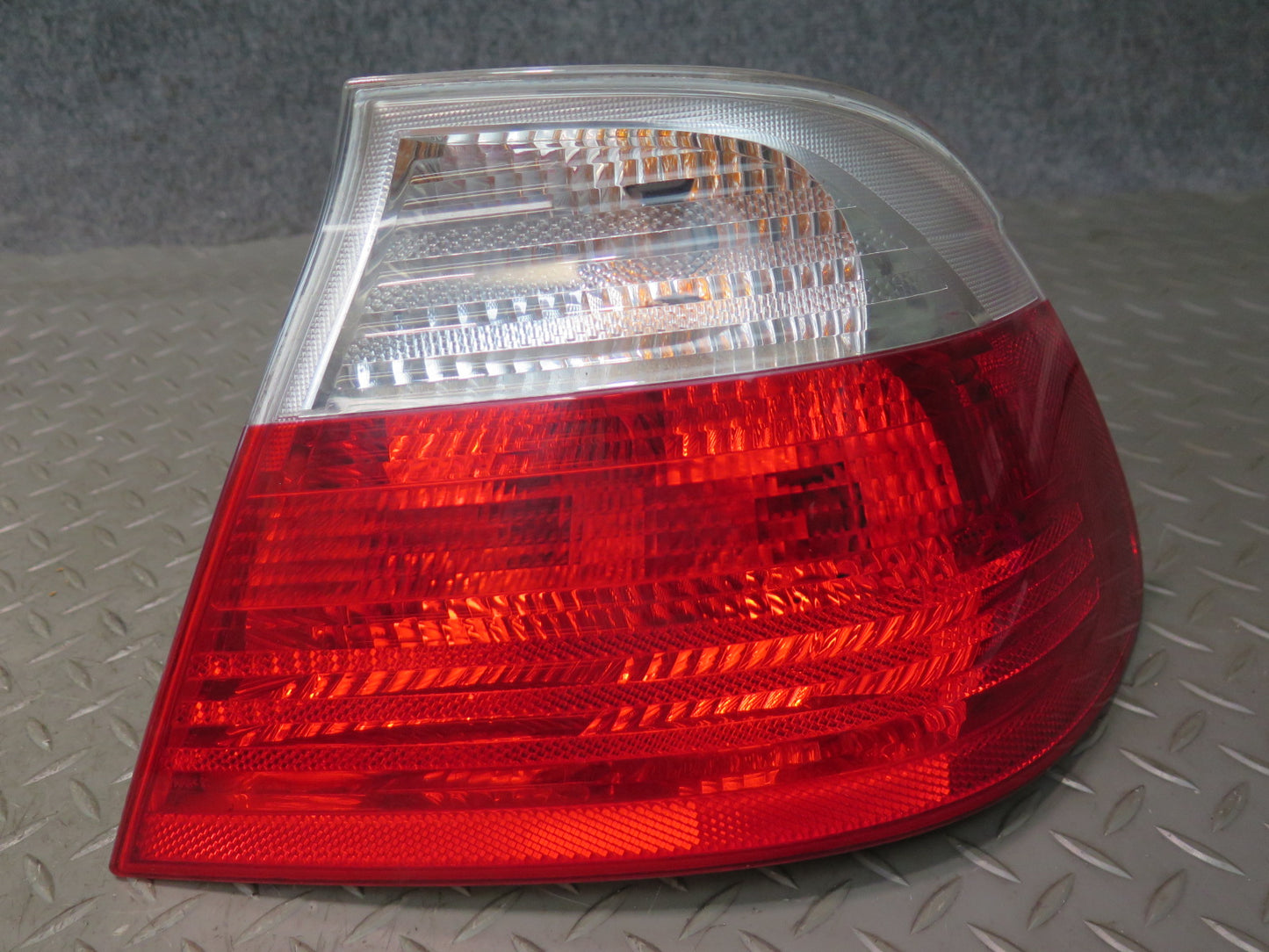 01-03 BMW E46 330ci Convertible Set of 4 Rear Outer & Inner Tail Light Lamp OEM