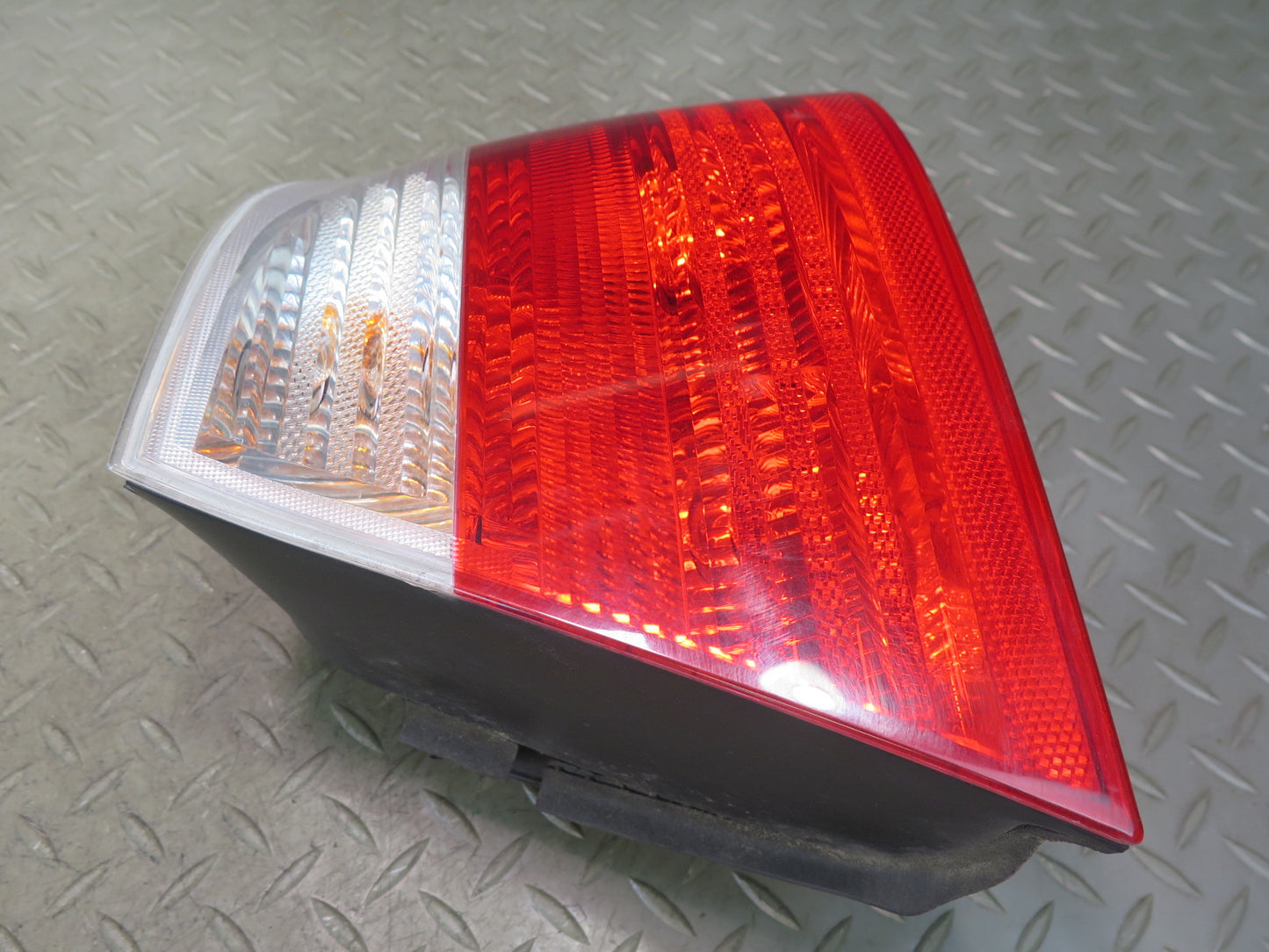 01-03 BMW E46 330ci Convertible Set of 4 Rear Outer & Inner Tail Light Lamp OEM