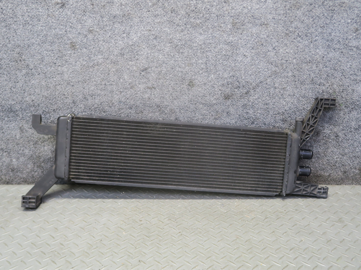 14-20 Maserati Ghibli M157 SQ4 3.0L Engine Coolant Auxiliary Secondary Radiator