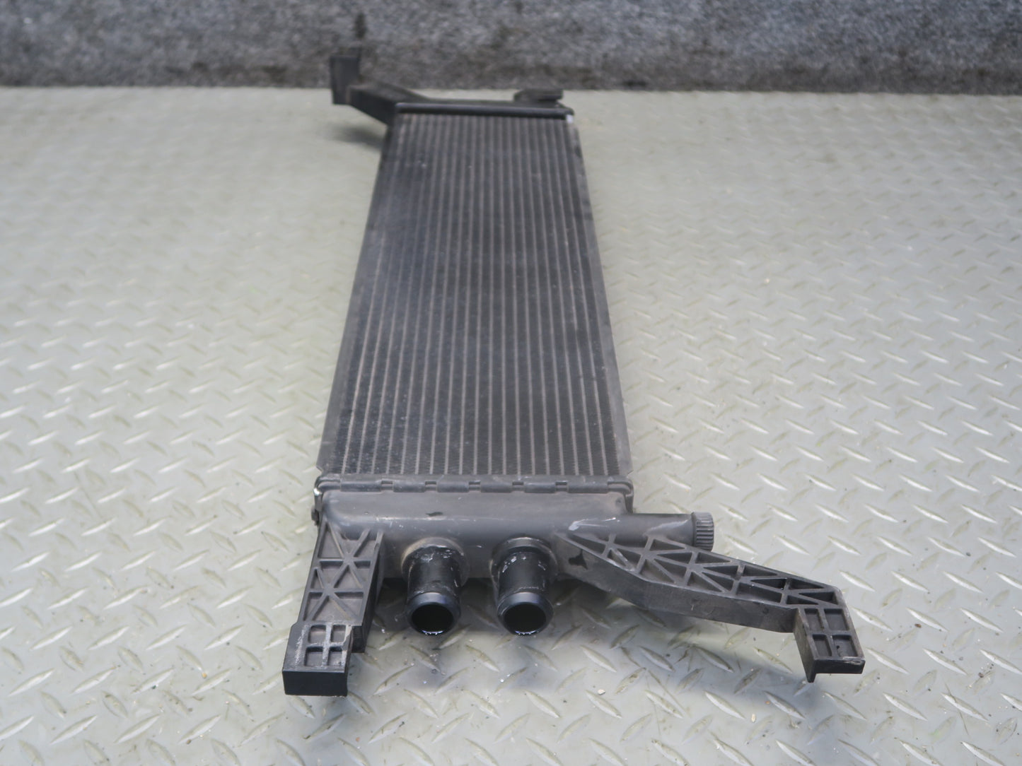 14-20 Maserati Ghibli M157 SQ4 3.0L Engine Coolant Auxiliary Secondary Radiator