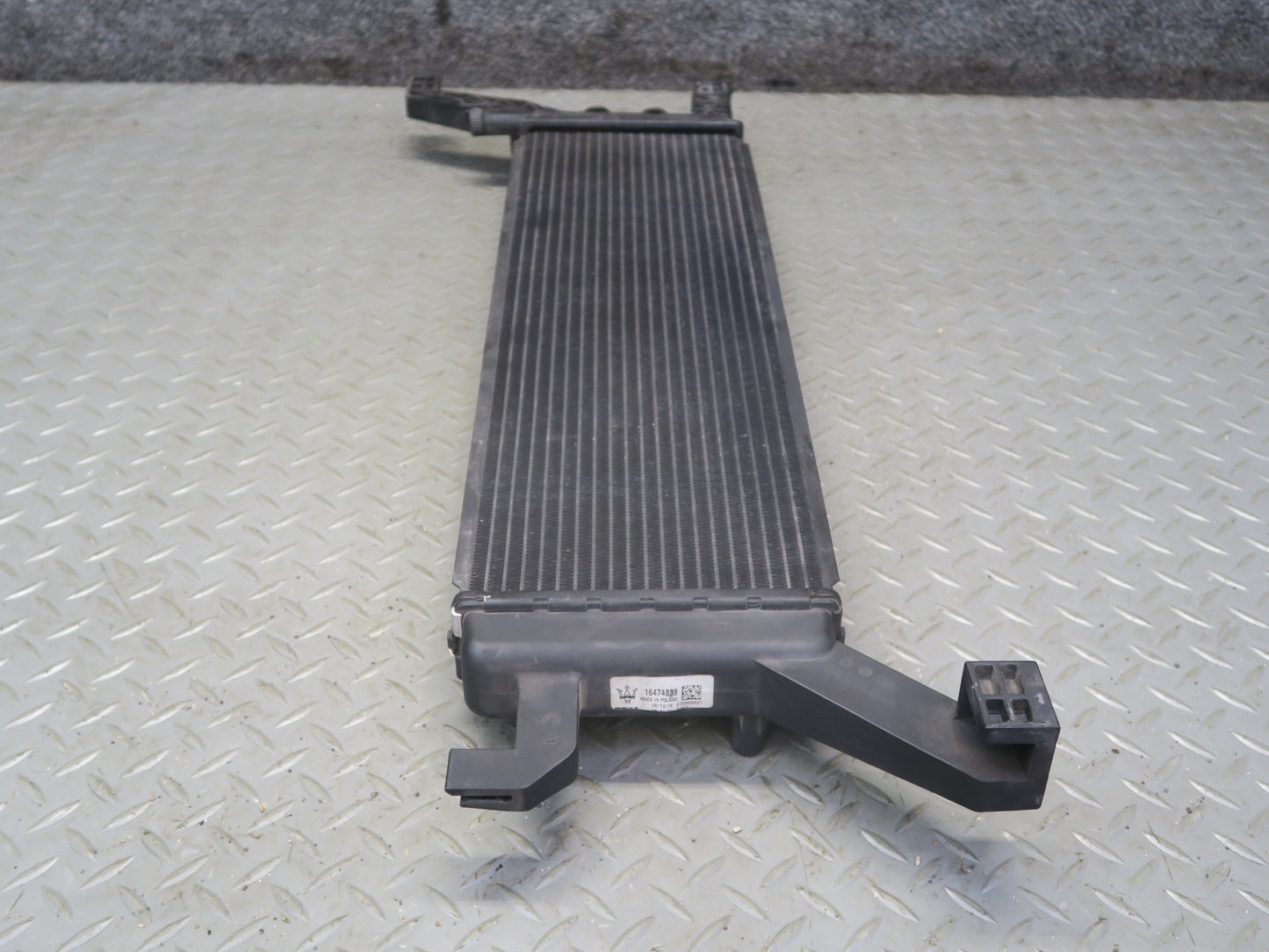 14-20 Maserati Ghibli M157 SQ4 3.0L Engine Coolant Auxiliary Secondary Radiator