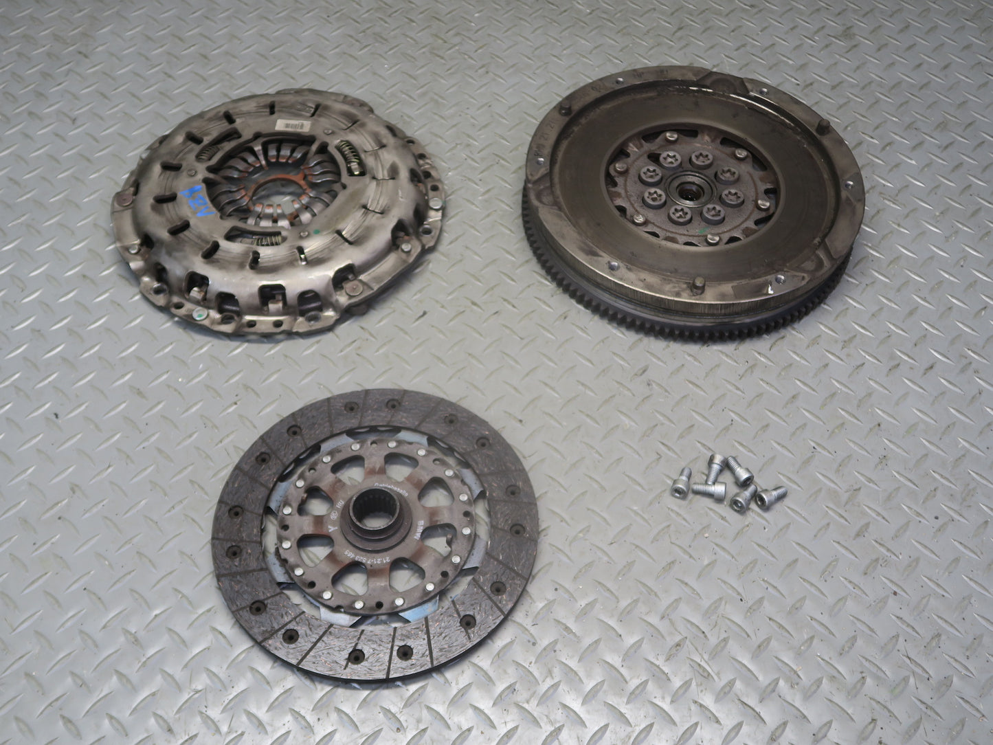 03-05 BMW E85 Z4 3.0L M54 M/T Manual Flywheel Clutch Pressure Plate Set 66K OEM
