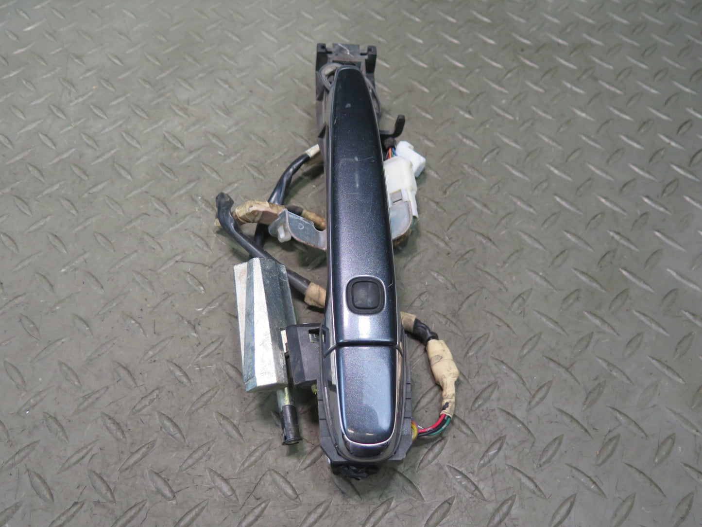 04-06 Lexus LS430 Rear Left & Right Door Exterior Handle Set w Smart Access OEM