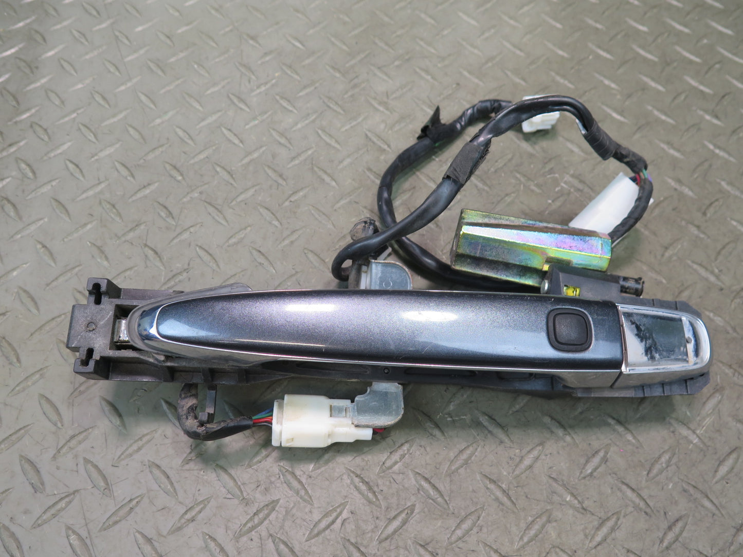 04-06 Lexus LS430 Rear Left & Right Door Exterior Handle Set w Smart Access OEM