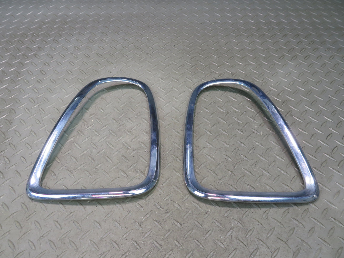 07-13 Mini R56 R58 R59 R57 Set of 2 Rear Left & Right Tail Light Trim Cover OEM