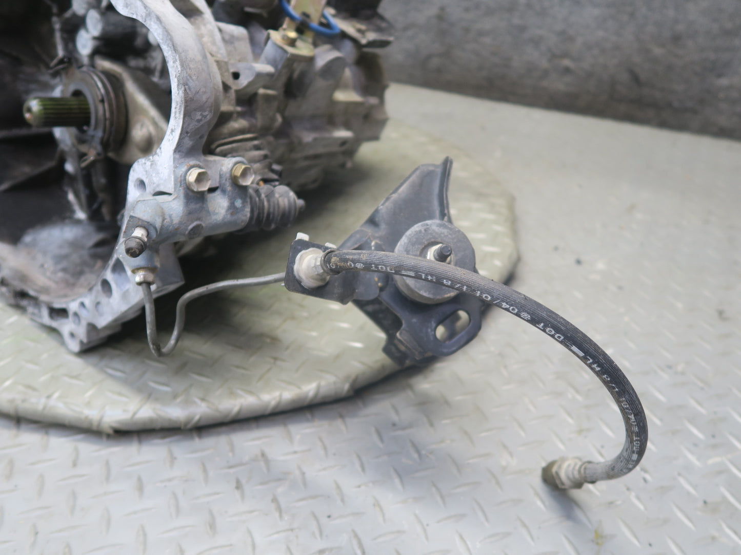 00-02 Toyota MR2 Spyder ZZW30L 1.8L C56 M/T Manual Transmission 77k Miles OEM