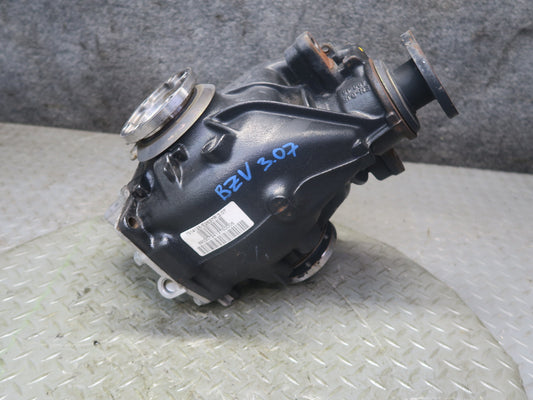 03-05 BMW E85 Z4 3.0L M54 M/T Rear Axle Differential Carrier 3.07 Ratio 66K OEM