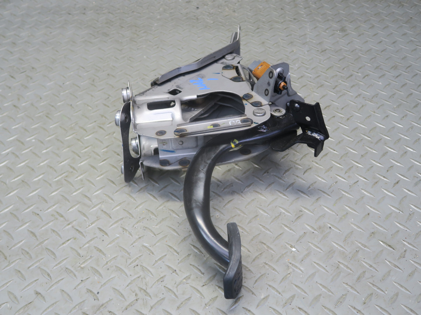 09-20 Nissan Z34 370Z M/T Gas Acceleration Brake Clutch Pedal Cylinder Set OEM