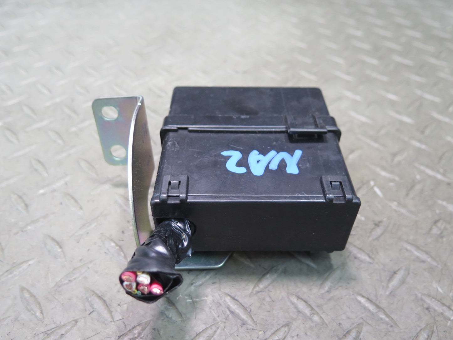 09-20 Nissan Z34 370Z 3.7 VQ37VHR Engine Bay Relay Fuse Box OEM