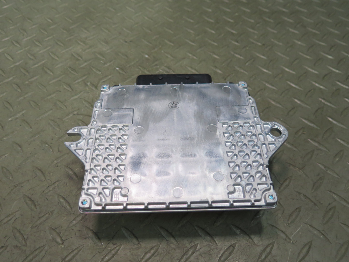 12-14 Nissan Z34 370Z VQ37VHR Variable Valve Control Module Unit 23751-3EV0A OEM