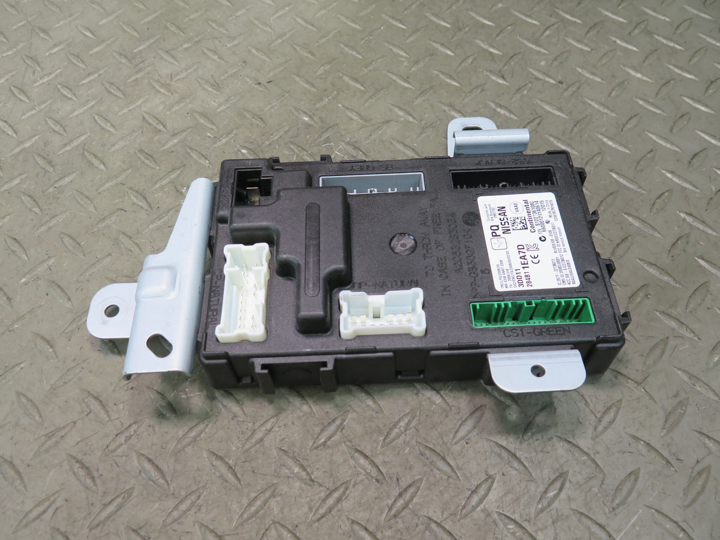 12-13 Nissan Z34 370Z BCM Body Control Module 284B1-1EA7D OEM