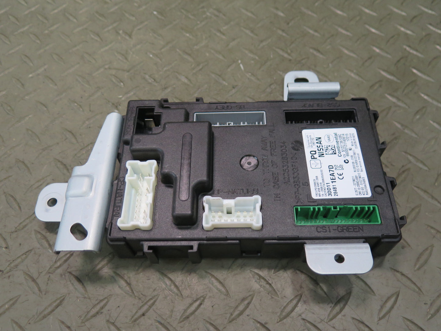 12-13 Nissan Z34 370Z BCM Body Control Module 284B1-1EA7D OEM
