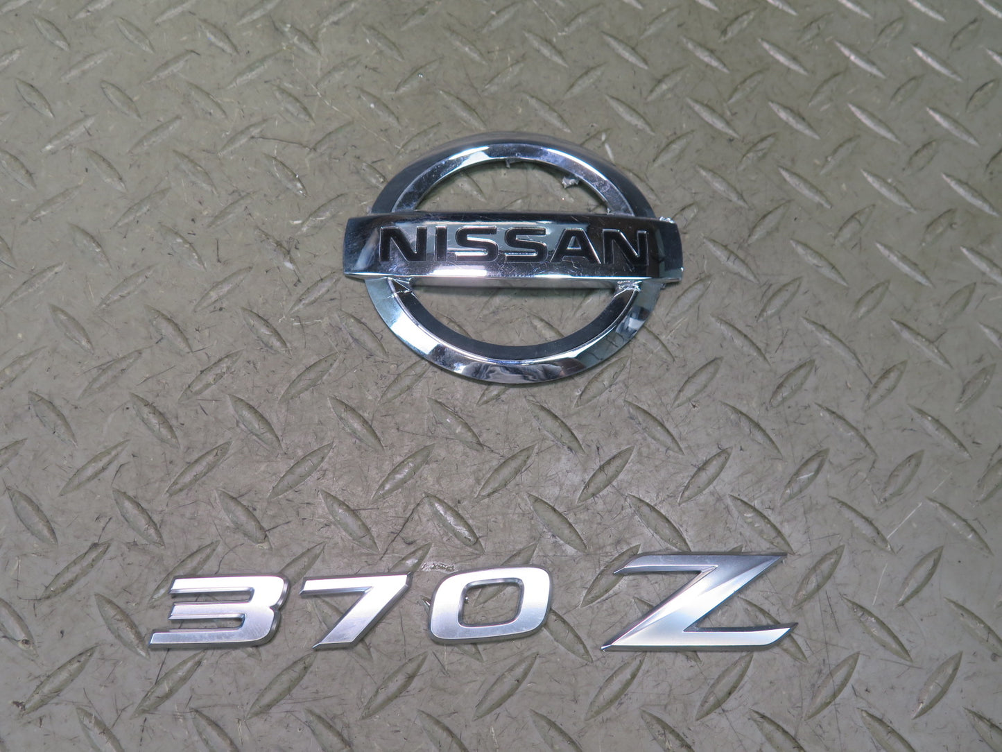 09-20 Nissan Z34 370Z Rear Trunk Lid Emblem Logo Badge Symbol Set OEM
