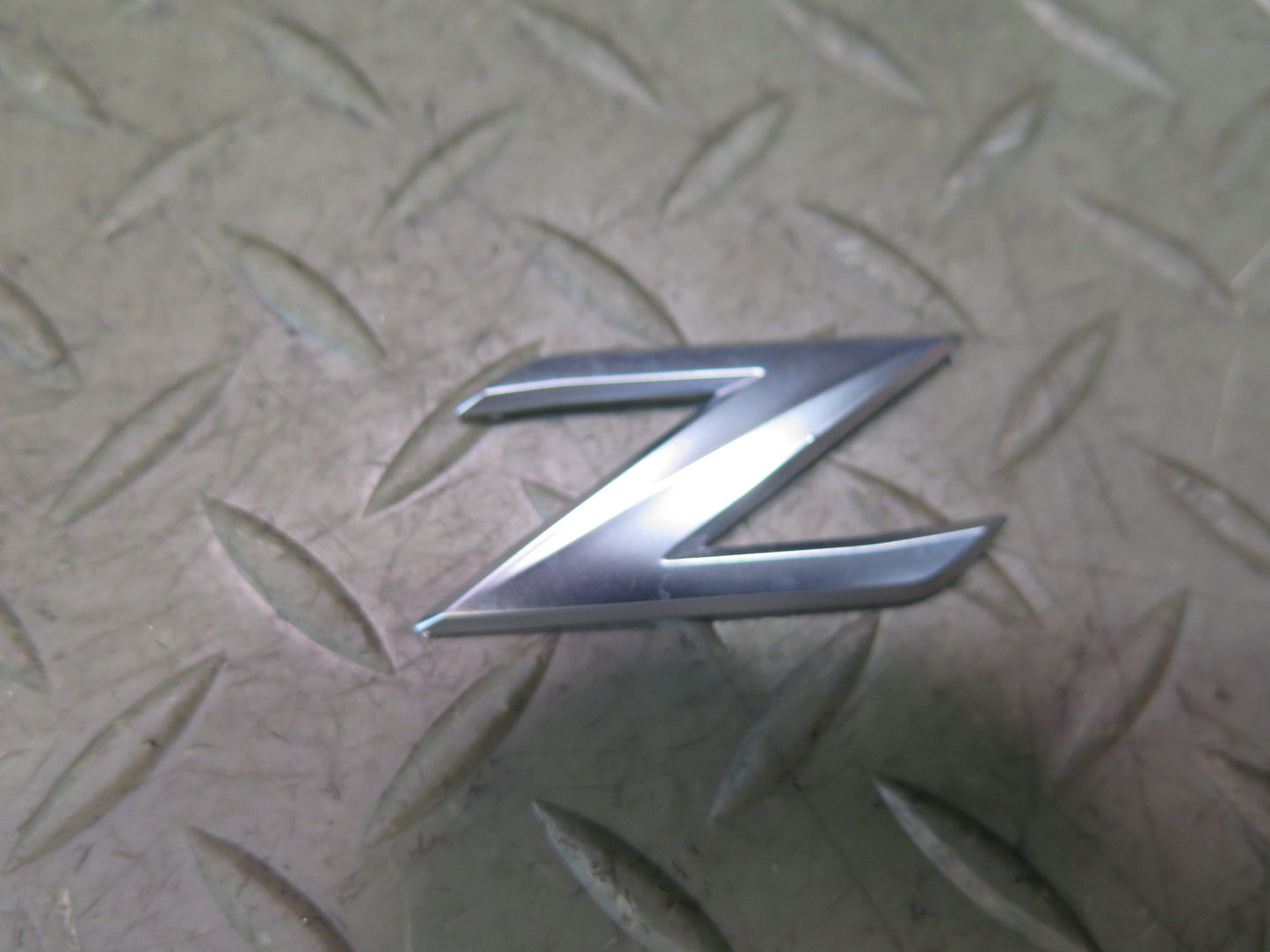 09-20 Nissan Z34 370Z Rear Trunk Lid Emblem Logo Badge Symbol Set OEM