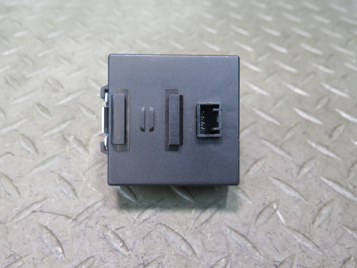 09-20 Nissan Z34 370Z Anti Theft Keyless Entry Control Module OEM