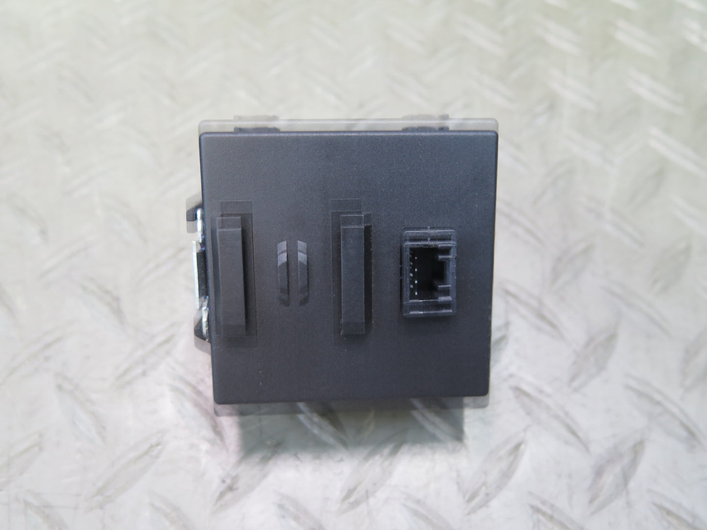 09-20 Nissan Z34 370Z Anti Theft Keyless Entry Control Module OEM