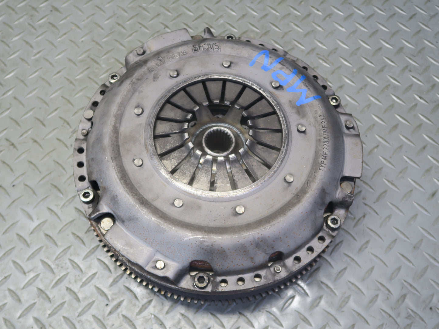 02-04 Porsche 911 996 3.6L AWD G96.31  Manual Transmission Flywheel Clutch Set