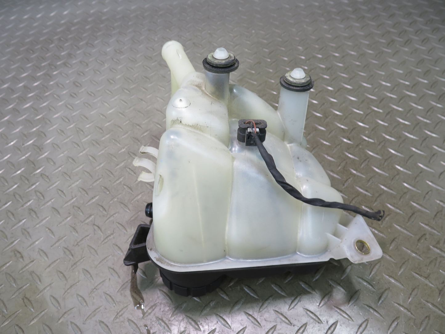12-15 Mercedes W166 ML Engine Coolant Expansion Overflow Reservoir Tank OEM