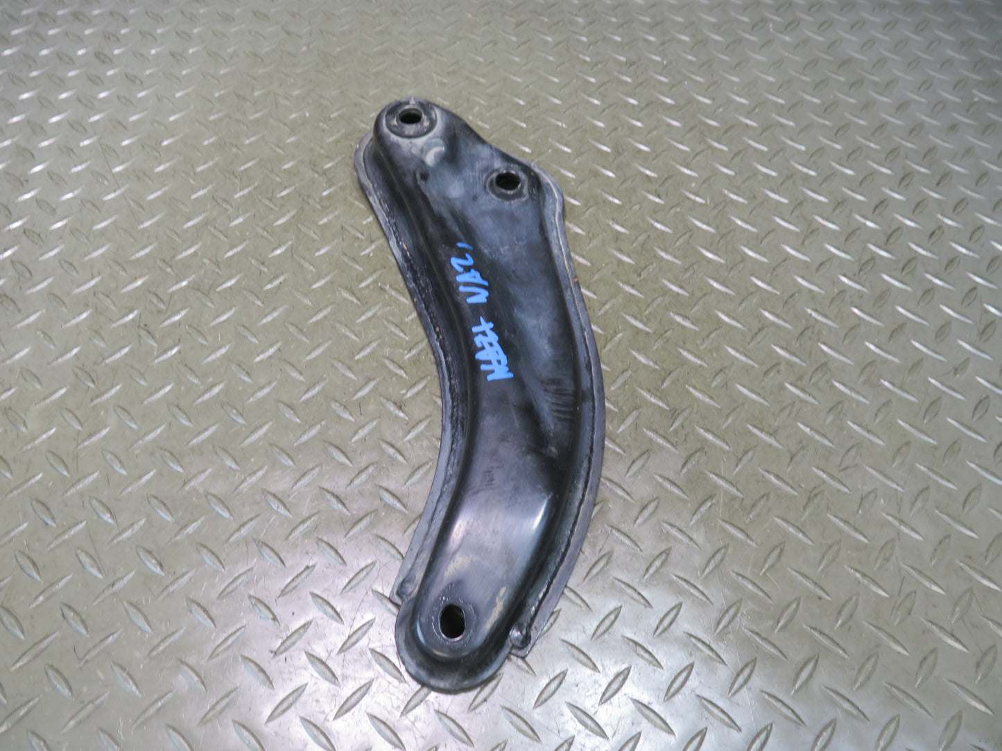 09-20 Nissan Z34 370Z Set of 2 Front Subframe Crossmember Support Brace OEM