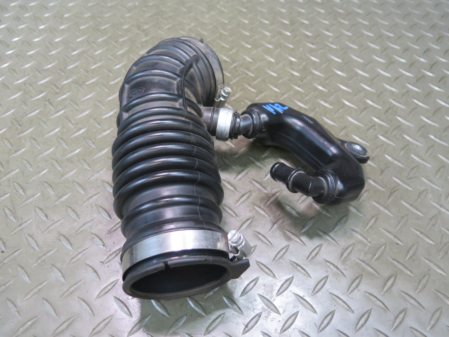 09-20 Nissan Z34 370Z VQ37VHR Right Air Intake Resonator Duct Hose Pipe OEM