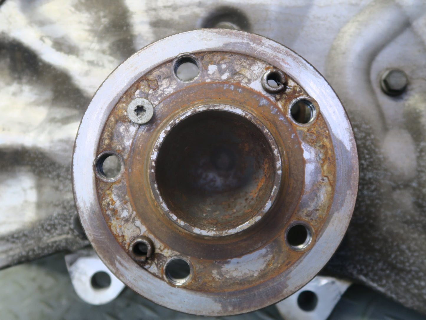12-15 Mercedes W166 Ml-class Front Right Spindle Knuckle Wheel Hub Bearing OEM