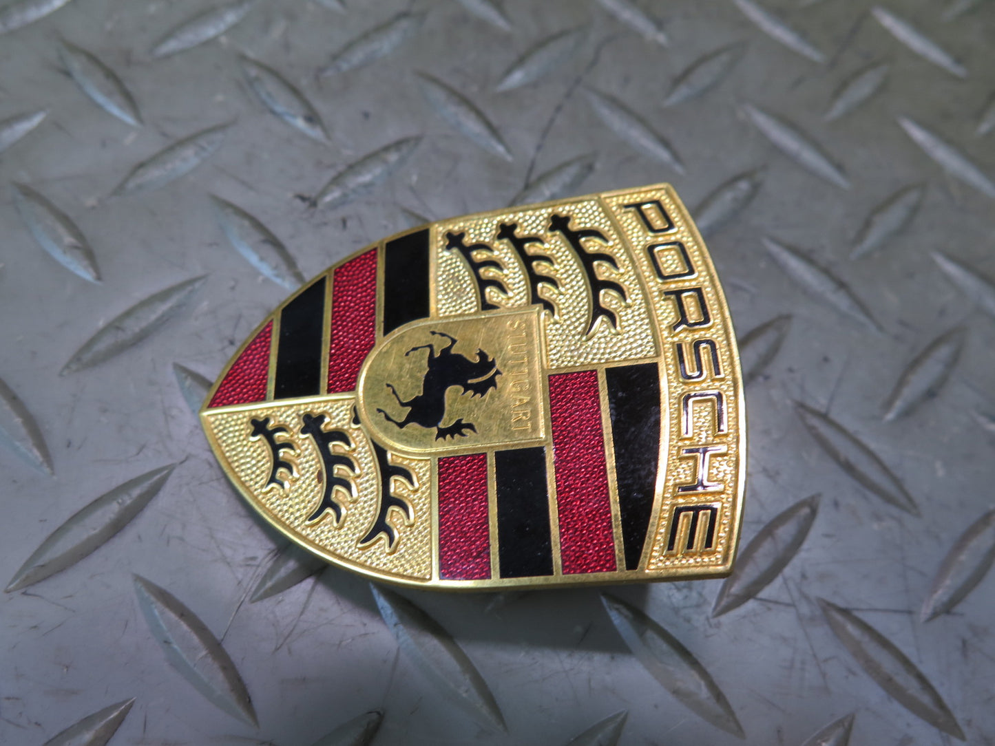 1984-1991 Porsche 928 Front Hood Emblem Logo Badge Symbol 99655921101