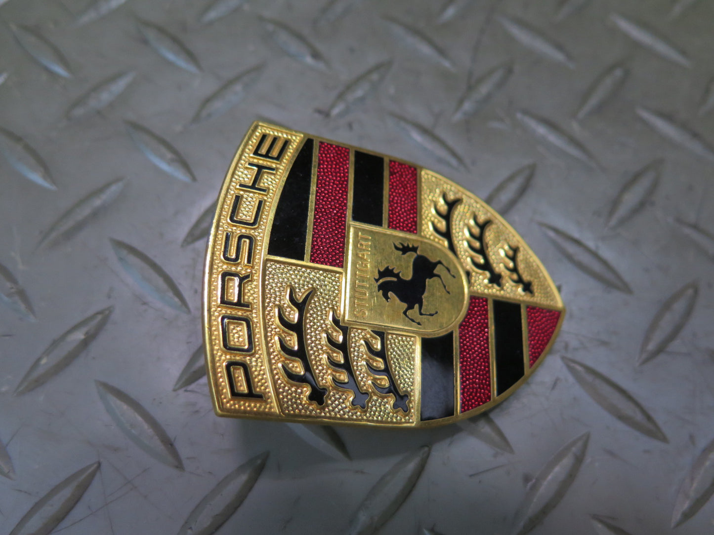 1984-1991 Porsche 928 Front Hood Emblem Logo Badge Symbol 99655921101