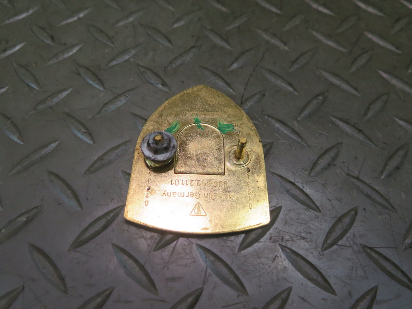 1984-1991 Porsche 928 Front Hood Emblem Logo Badge Symbol 99655921101