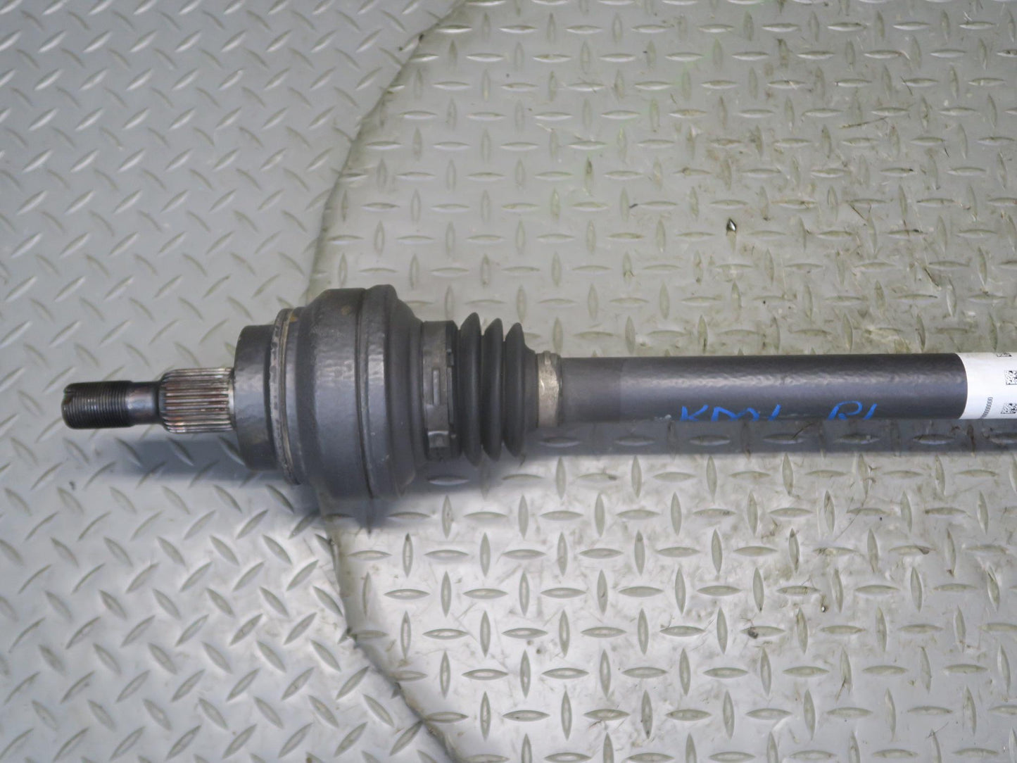 12-15 Mercedes W166 Ml-class RWD Rear Left Suspension Axle Shaft OEM