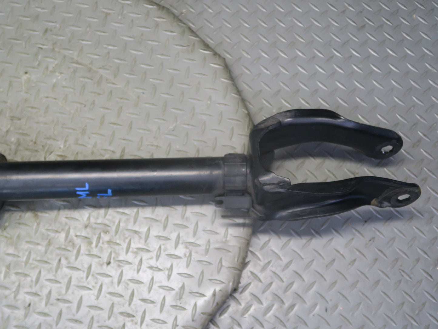 12-15 Mercedes W166 ML350 RWD Set of 2 Front Strut Shock Absorber OEM